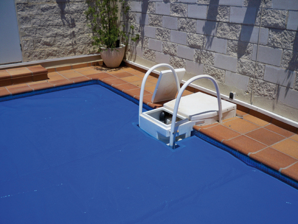 Manta térmica reforzada para piscinas 700 micras