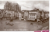 BEAUVAIS (60) - Place de L'Hôtel de Ville, magasins vers 1935