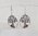 GRENAT ROUGE - Boucles d'oreilles pendantes composées d'un cabochon rond facetté