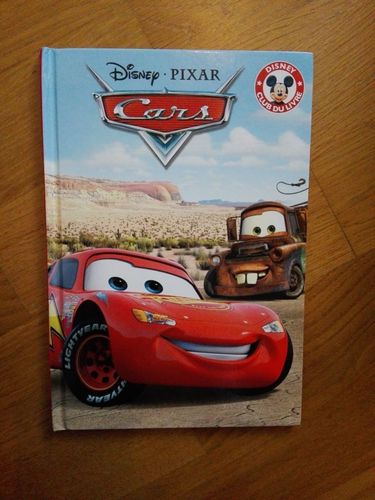 LIVRE Disney pixar cars 2013