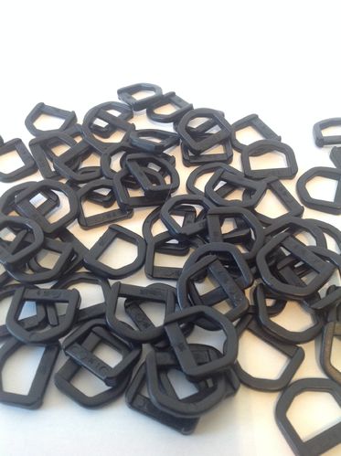 20mm Black Plastic D Ring Buckles x 50