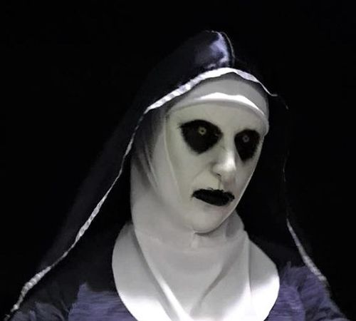 masque d'horreur en latex de nonne Conjuring Valak Habit