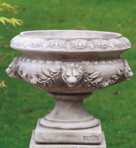 Lion Vase