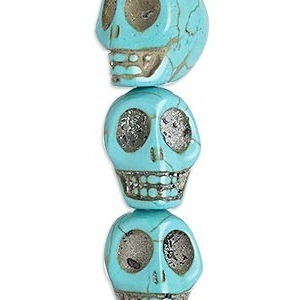 Magnesiet, turquoise blauw, skull, 18x18mm. Per snoer met 11 kralen